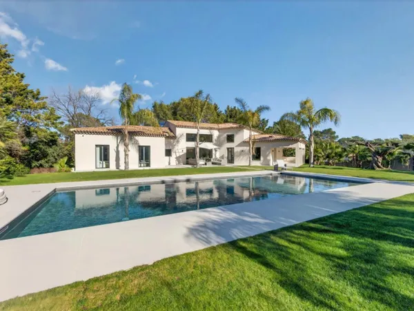 VILLA CONTEMPORAINE 5CH - DOMAINE SECURISE 
