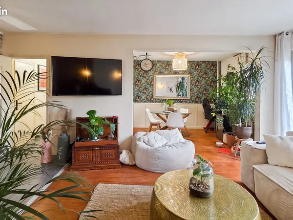 Appartement 5 pièces 84 m² 