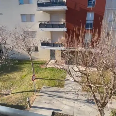 Location appartement T2 avec garage 