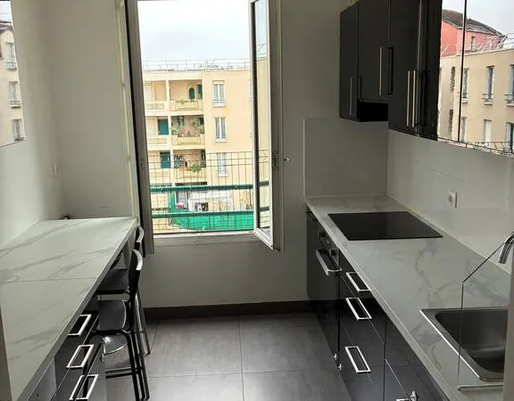 Appartement 4 pièces 81 m² 