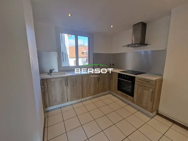Appartement 4 pièces 63 m² 