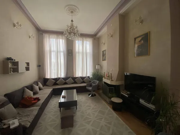Maison 5 pièces 200 m² 