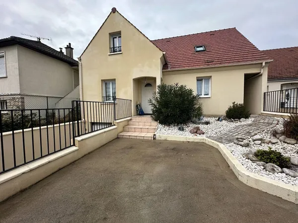 Maison 6 pièces 103 m² 