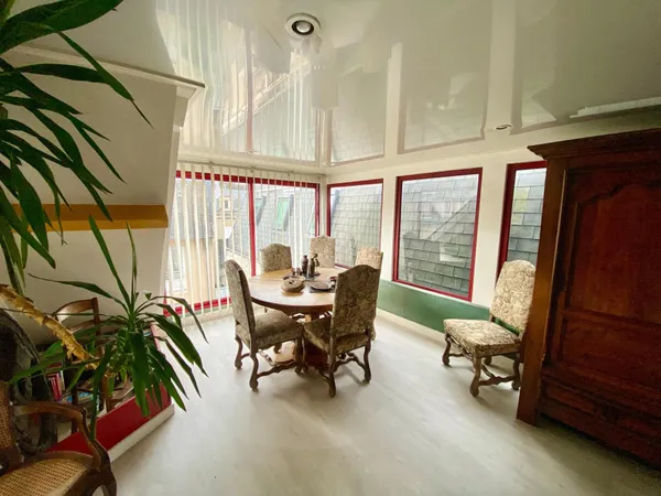 Appartement traversant 