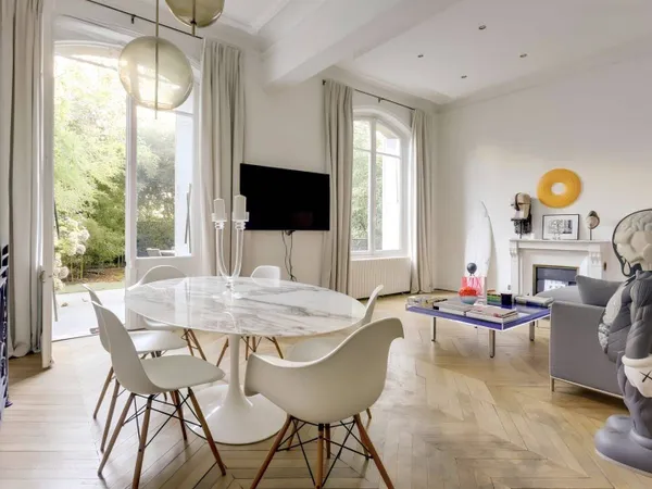 Appartement 3 pièces 165 m² 