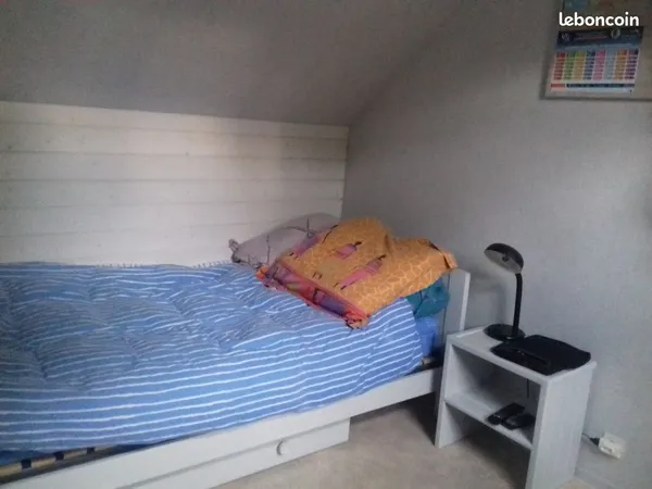 Chambre meublée 