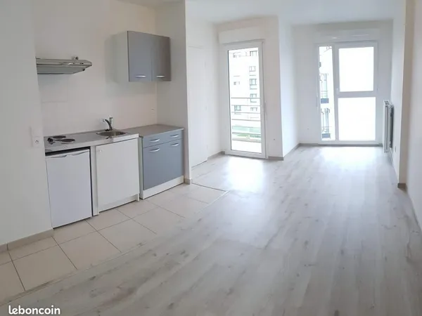 Studio 1 pièce 26 m² 