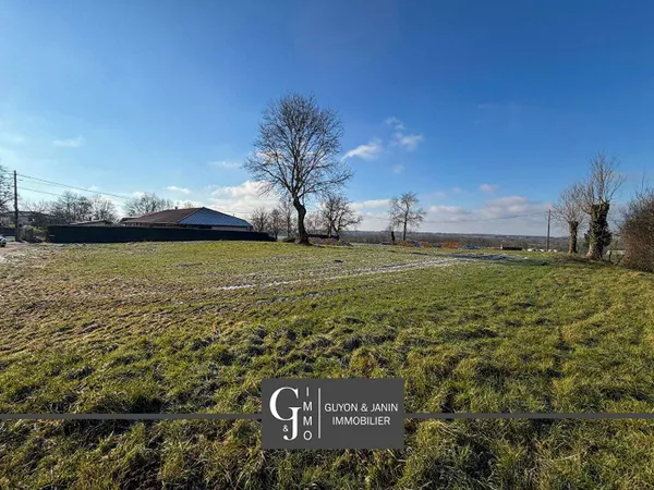 Terrain constructible 1124 m² 