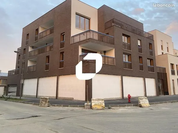 Local commercial 505 m² 