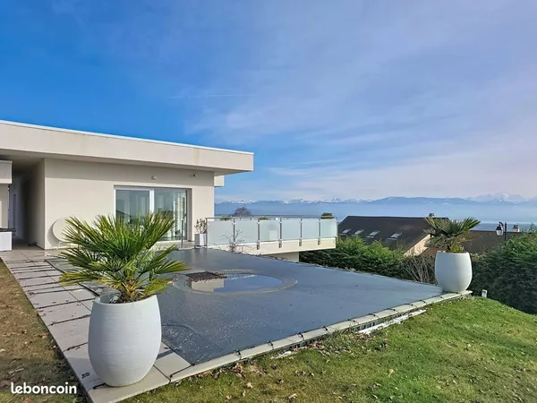 Villa 5 pièces 195 m² 