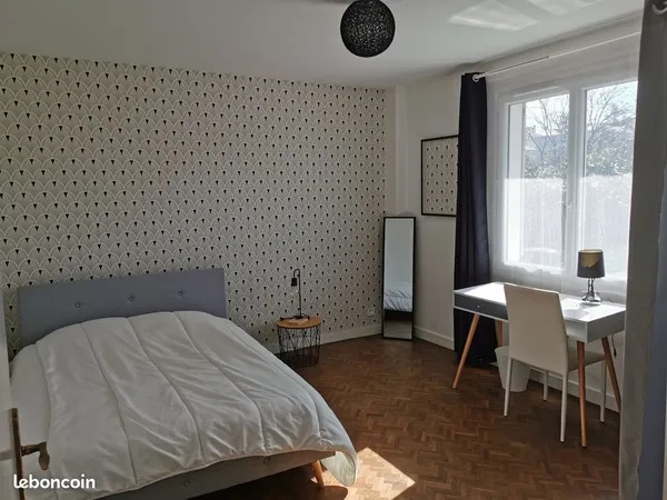 Chambre disponible dans maison en colocation Nantes/St Herblain 