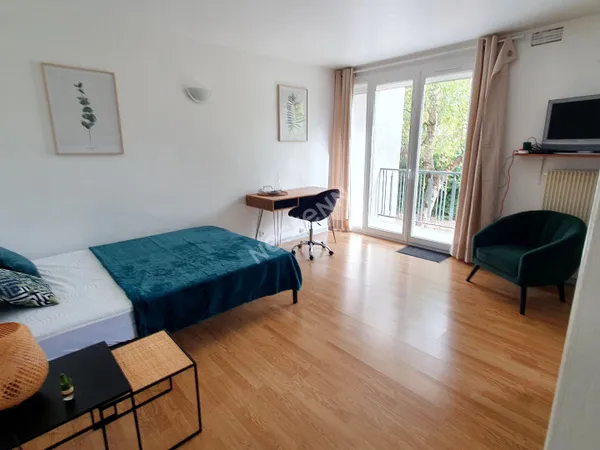 Appartement Toulouse Rangueil T1 meublé 25.94m² avec balcon , une place de parking, au calme 