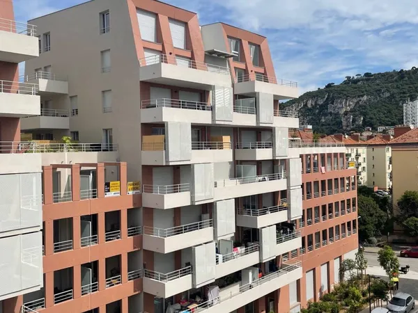 Local commercial 91 m² 