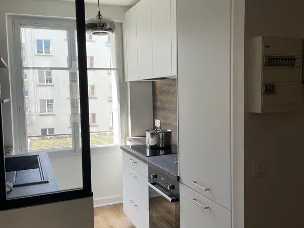 Loue T3 rénové quartier Saint Louis 