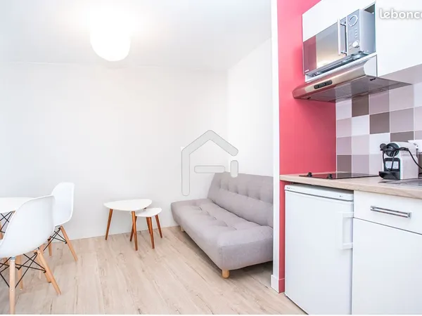 Appartement 1 pièce 18 m² 