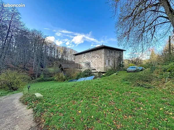 Maison 6 pièces 360 m² 