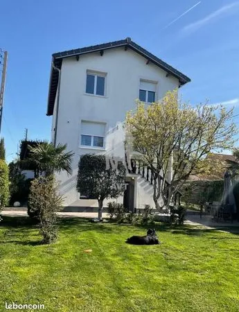 Maison 8 pièces 160 m² 