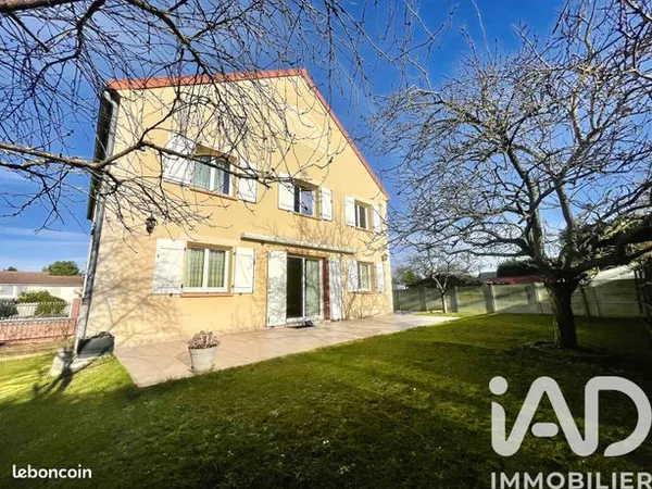 Maison 8 pièces 215 m² 