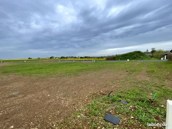Terrain 427 m² Saint Hilaire Des Loges 