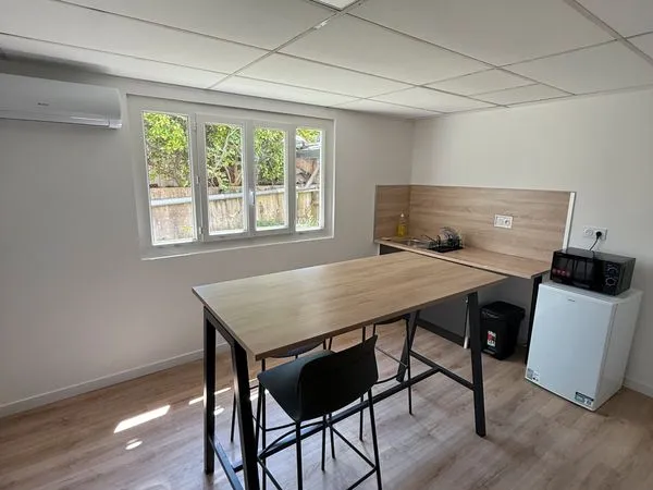 Bureau en location - ales 