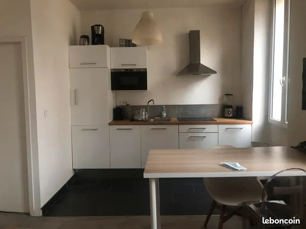 Location studio meublé 