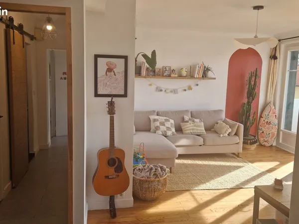 Appartement T3 lumineux avec balcon, garage et cave - Quartier Montbrun 