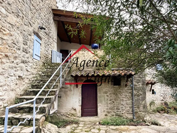 Maison en pierre 6 pièces 146 m² 