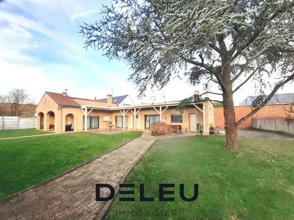 Maison de plain-pied 4 pièces 145 m² 