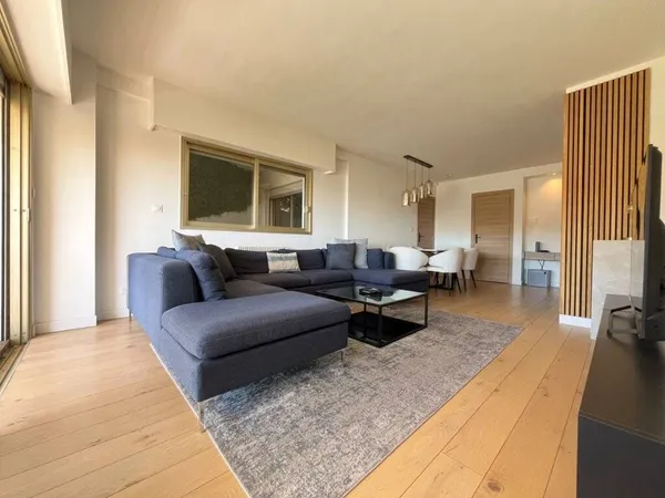 Appartement 2 pièces 55 m² 