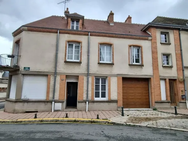 Maison de Ville 3 chambres et grand séjour 