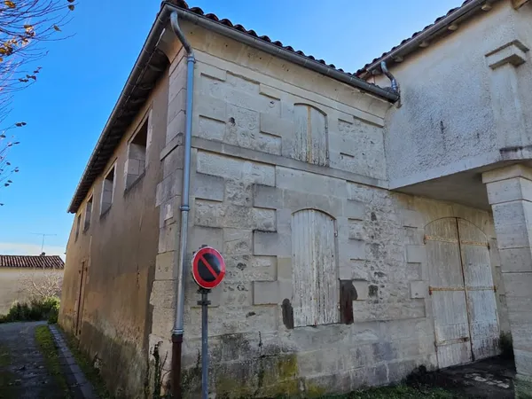 Parking - Garage Vente Lorignac   69000€