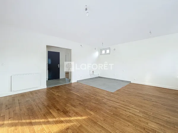 Appartement 4 pièces 77 m² 