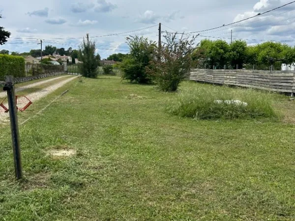 Terrain 612 m² 
