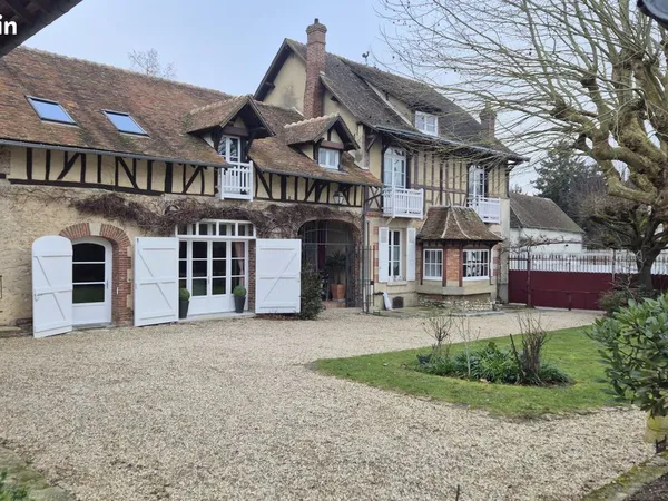 Maison 9 pièces 282 m² 