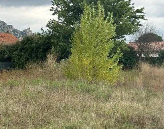 🌟 TERRAIN 900 m² - CHABEUIL (26120) 