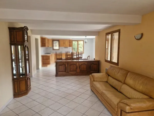 Très bel appartement de 94 m² 