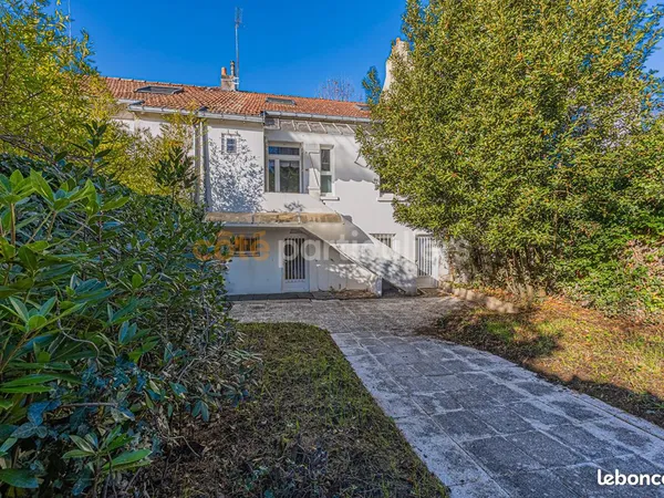 Maison 4 pièces 165 m² 