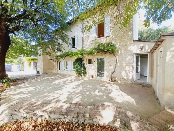 Maison 6 pièces 147 m² 