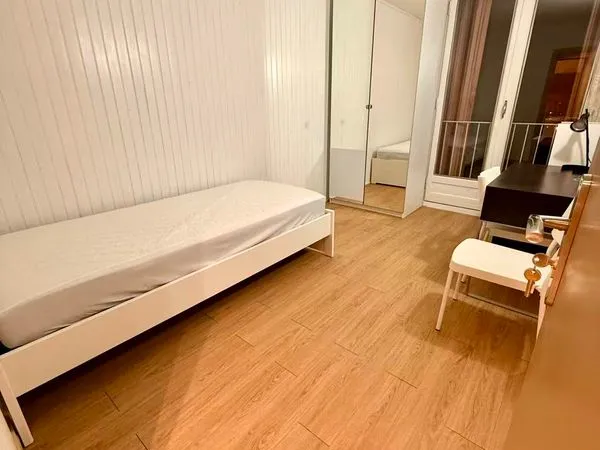 Chambre meublée colocation Villejuif M7 Léo Lagrange / PVC 