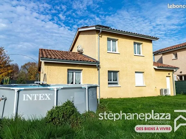 Maison 6 pièces 102 m² 
