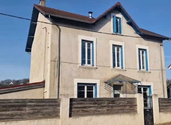 Maison de 180m2 et 1000m2 de terrain 