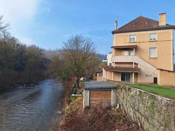 Studio 1 pièce 30 m² 