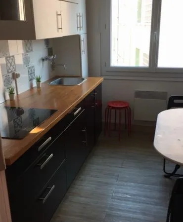 Location T2 meublé 43 m2 