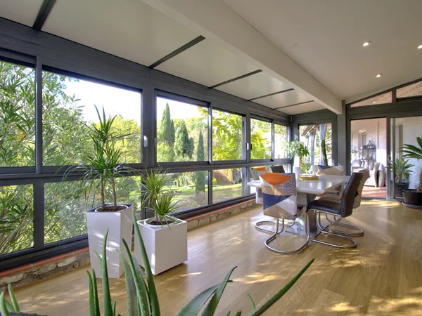 FOULAYRONNES - Charmante maison rénovée et lumineuse de 150m² avec vue, garage, abri voiture et 