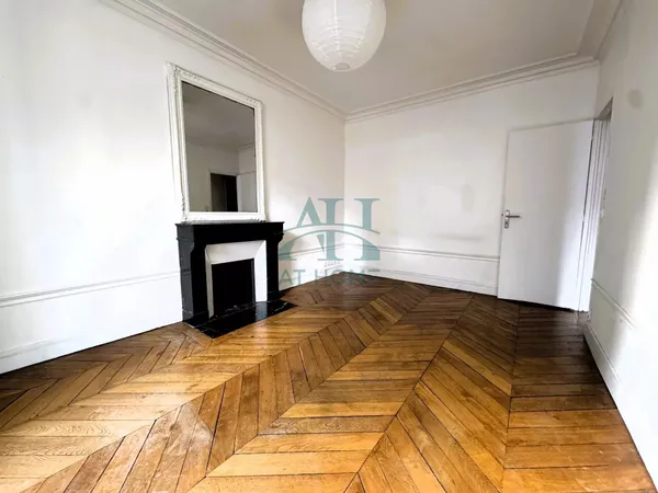 Appartement 2 pièces- Canal Saint Martin- 