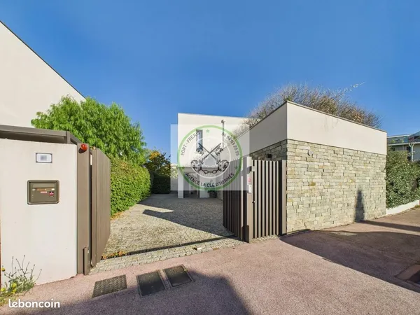 Villa 7 pièces 162 m² 
