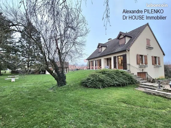 Maison 7 pièces 151 m² 