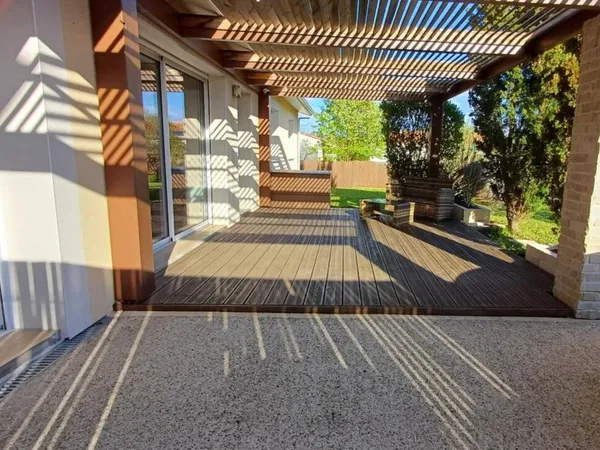 Maison 10 pièces 115 m² 