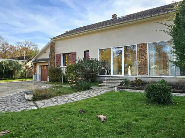 Maison Egreville 6 pièce(s) 117 m2 