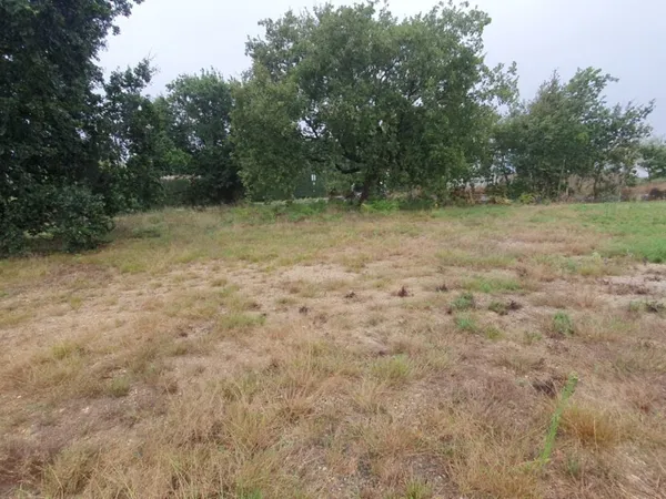 Terrain 935 m² 